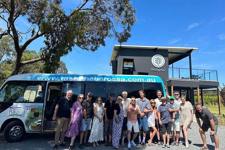 Adelaide Highlights, Hahndorf & McLaren Vale Wine Tasting and Sightseeing Tour
