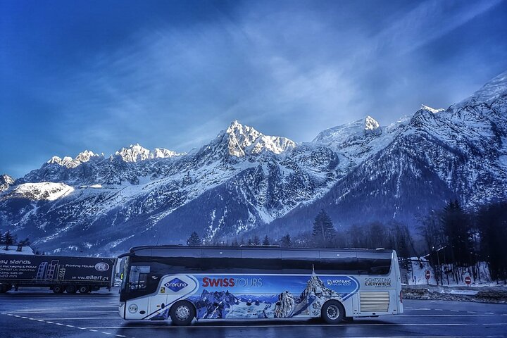 Zurich SkyGlass Bus Tour to Interlaken,Grindelwald &Lauterbrunnen
