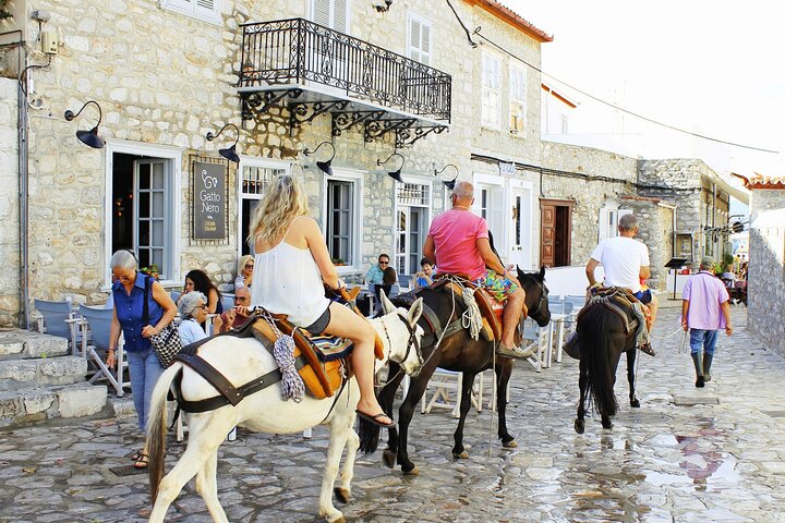 Hydra Island Full Day Trip From Nafplio with Swimming