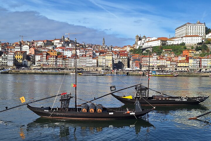 PRIVATE DOURO WINE EXPERIENCE An Immersive Full-Day Journey