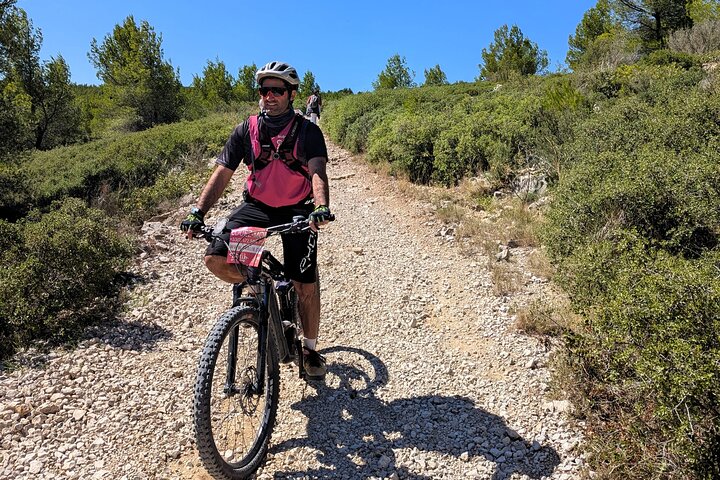 Electric Mountain Bike Tour in the Parc des Calanques