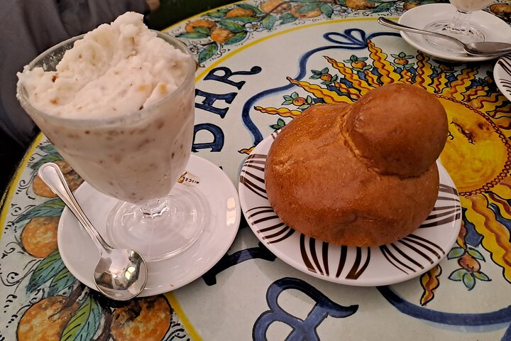 Messina: Sicilian Street Food Tour by Do Eat Better
