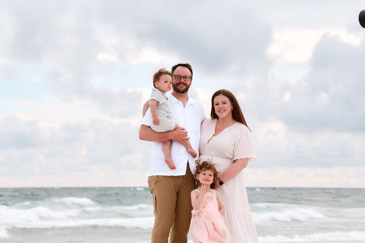 Private Vacation Photoshoot with Photographer in Tybee Island