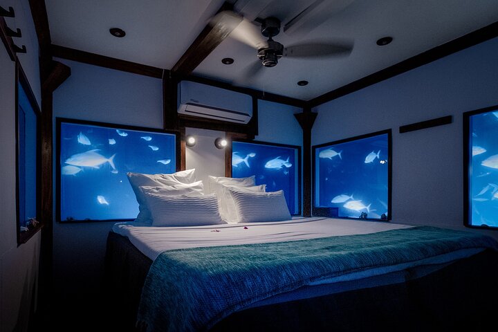 7 Days Exotic Honeymoon Experience in Pemba’s Underwater Room