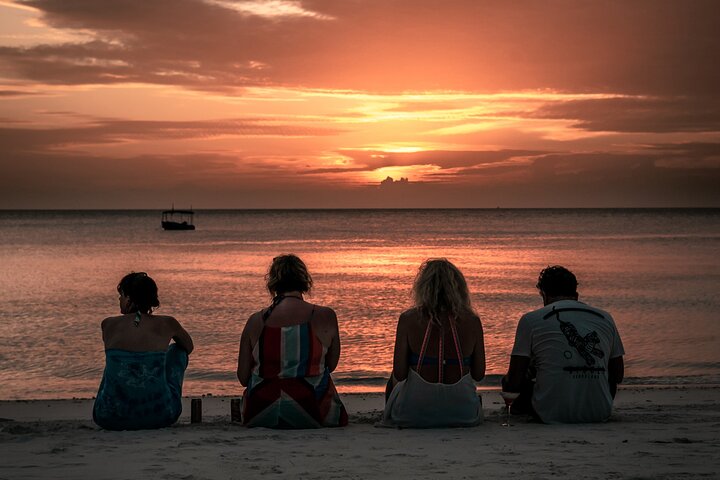 7 Days Exotic Honeymoon Experience in Pemba’s Underwater Room