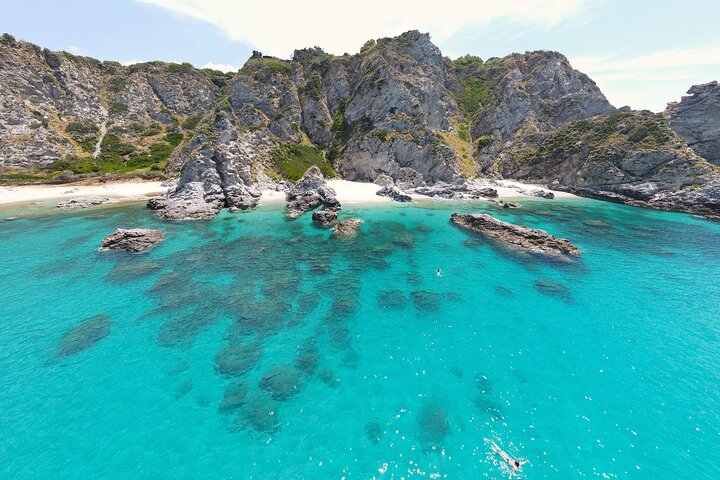 Tropea, Exclusive Boat Tour - Just you and your Family - 4 hours