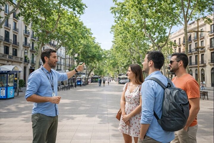 Barcelona in 1 Day: Sagrada Familia, Park Guell,Old Town & Pickup