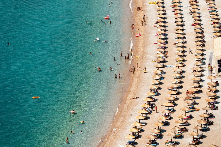 Shkoder: Day Tour to Montenegro, Budva and Sveti Stefan