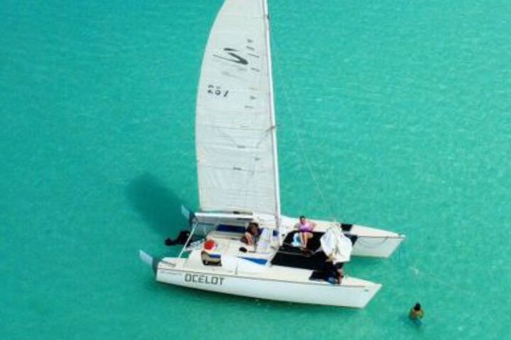 Private luxury sailing catamaran experience in Bacalar lagoon