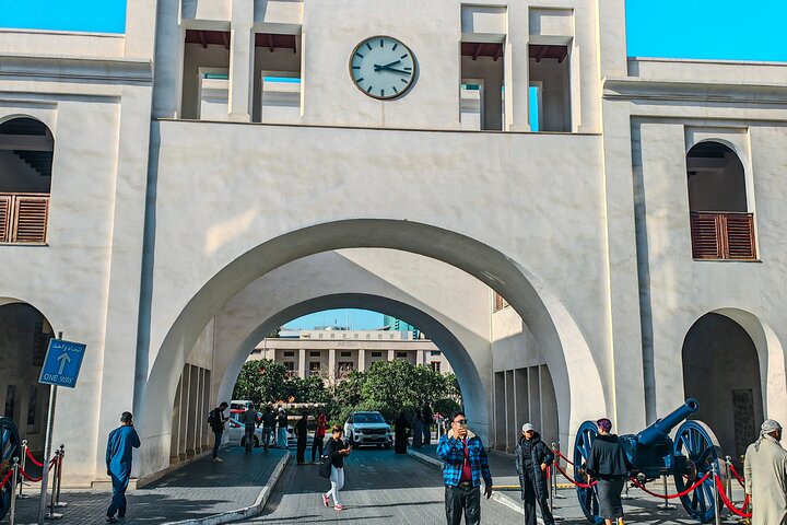 Private Flexible Tour of Bahrain with Local Guide Sadeq
