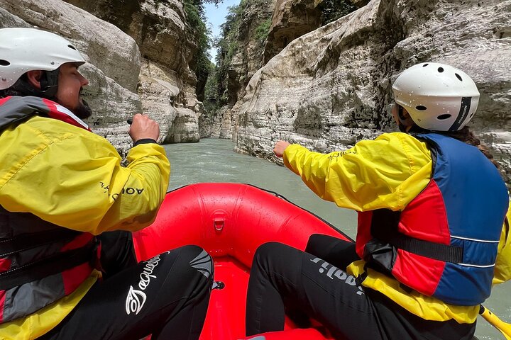 Osum Canyon Rafting & River Tubing
