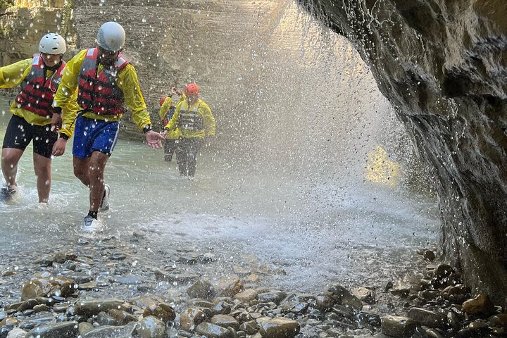 Osum Canyon Rafting & River Tubing