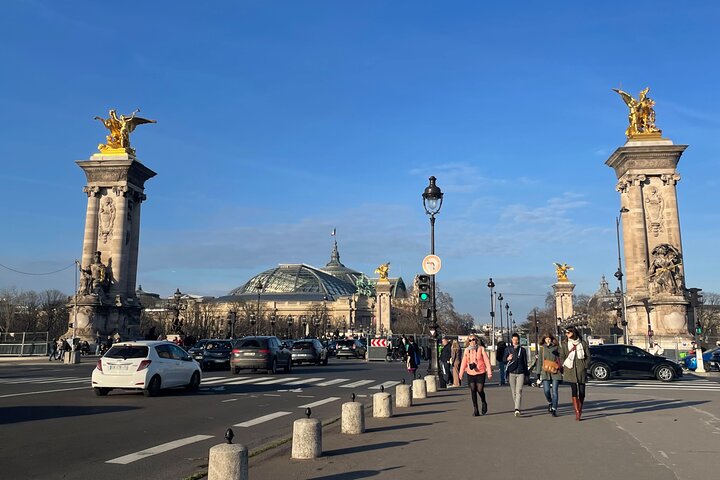 Paris with Love Private Guide and Driver