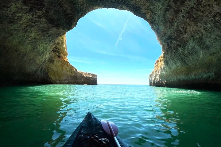 Benagil Kayak Tour: Famous & Hidden Caves – Small Groups