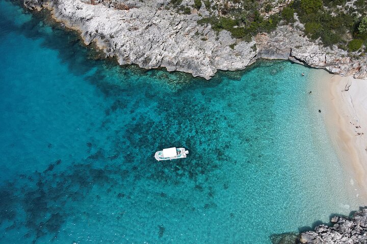 Dhermi Boat Tour to Grama Bay Blue Gem Cave and Swim Snorkeling