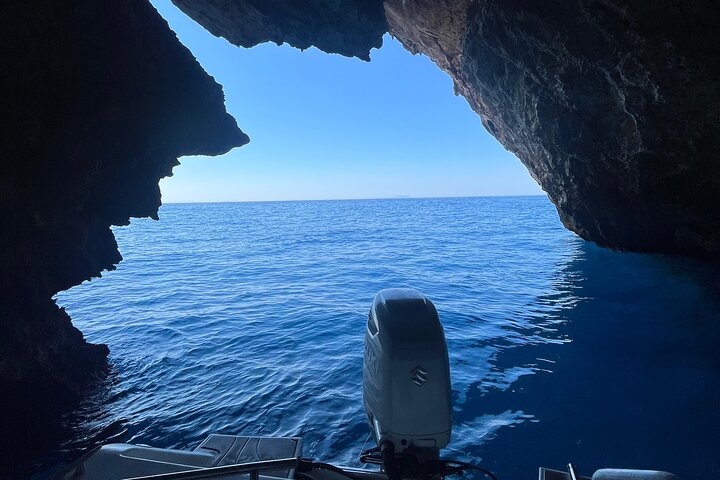 Dhermi Boat Tour to Grama Bay Blue Gem Cave and Swim Snorkeling