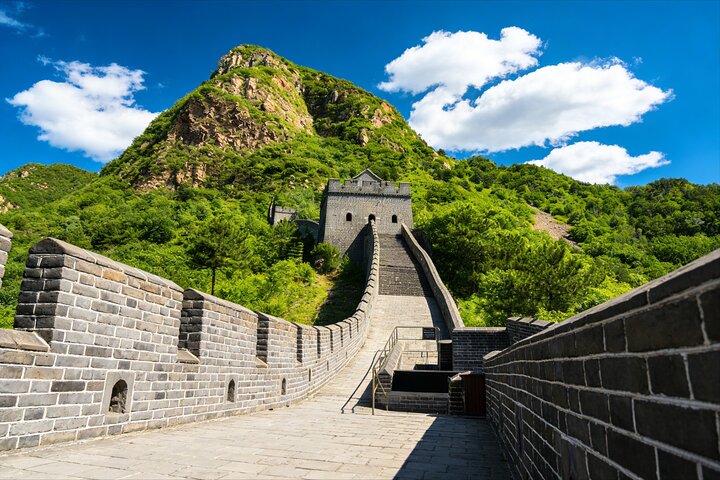 Tianjin Private Tour to Huangyaguang Great Wall and Eastern Qing Tombs