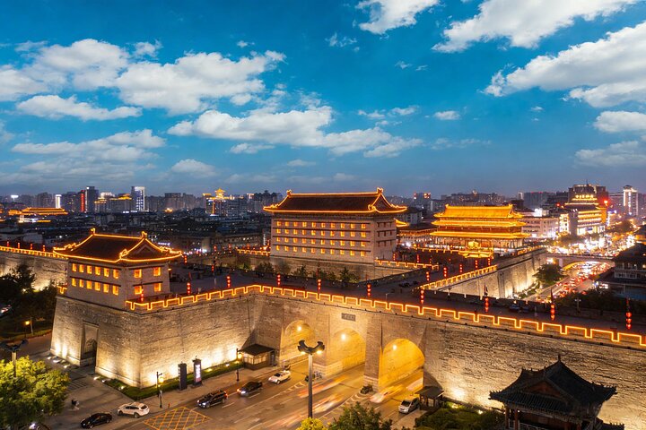 Private Pingyao Bullet Train Trip to Xi'an: Terracotta Warriors and City Wall