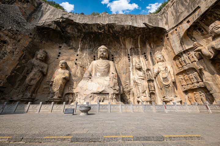 Pingyao 2-Day Private Tour to Datong: Hanging Temple, Yungang Grottoes and More