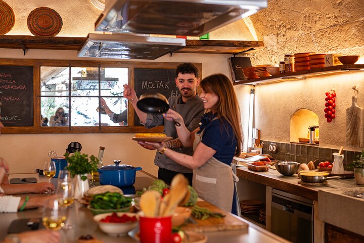 Spanish Cooking Experience in Mallorca