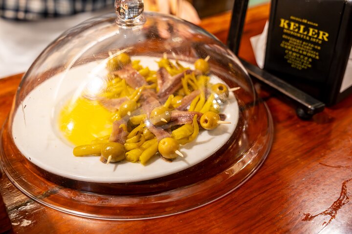 Bilbao Food Tour: Pintxos, Drinks, and Tapas with a Local