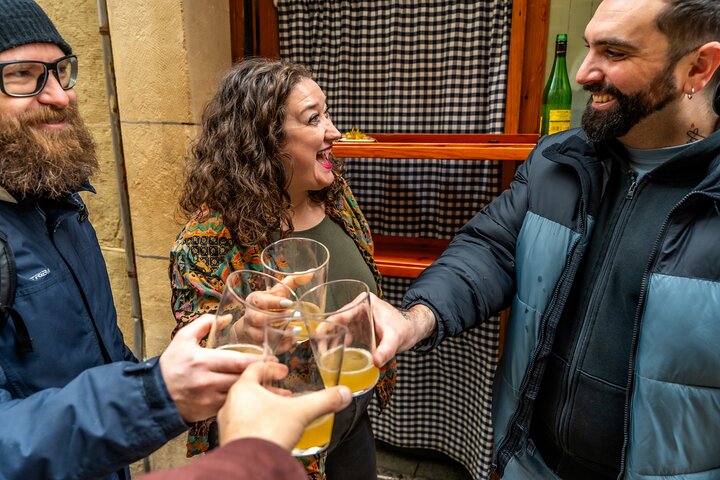 Bilbao Food Tour: Pintxos, Drinks, and Tapas with a Local