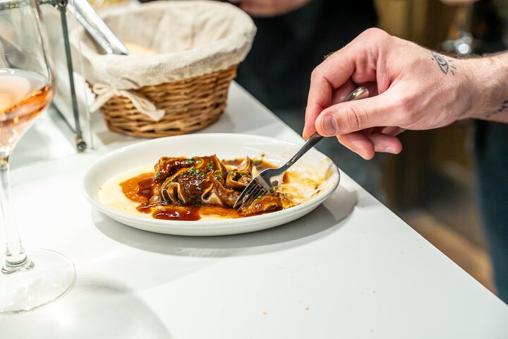 Bilbao Food Tour: Pintxos, Drinks, and Tapas with a Local