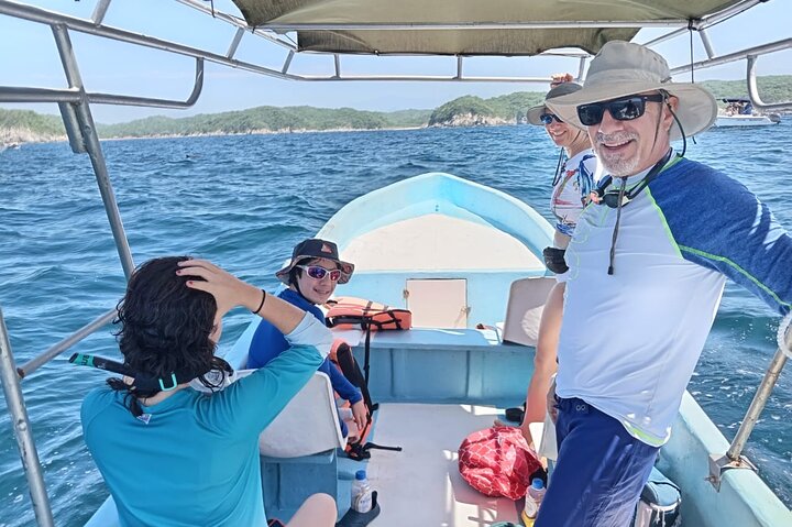 Private Tour 9 Bays of Huatulco to San Agustin + SPORTS FISHING