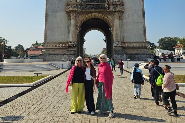 Vientiane Half Day City Tour (Daily Guaranteed)
