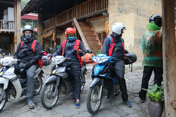 Half Day Motorbike Visit to Sapa Places