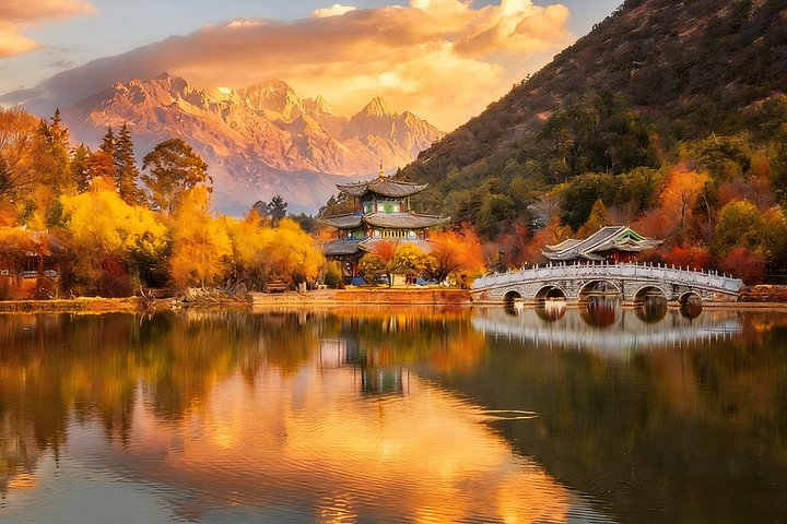 4 Hour Private Lijiang City Highlights Walking Tour