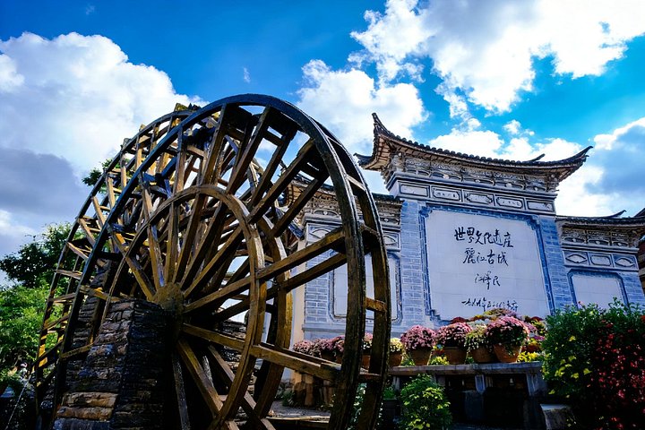 4 Hour Private Lijiang City Highlights Walking Tour