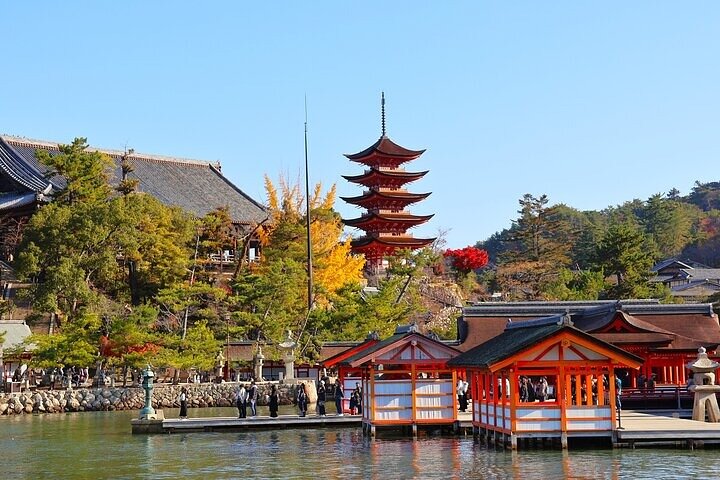Hiroshima and Miyajima 1 Day Bus Tour With lunch
