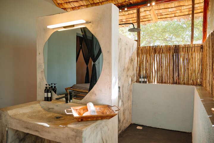 2-Day Private Luxury Safari: Tarangire & Ngorongoro Tanzania