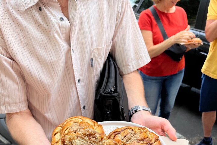 Original Copenhagen food tour: 8 tastings, full meal & VIP access