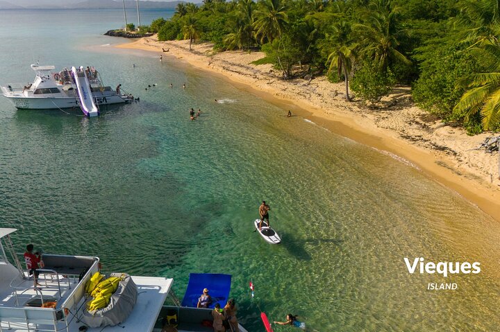 All Inclusive Snorkel and Slide Boat Tour: Icacos or Vieques