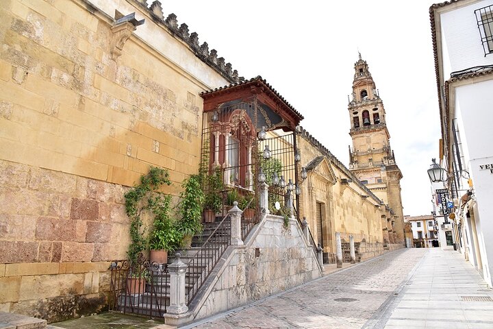 Cordoba: Mosque-Cathedral E-Ticket with Audio Guide
