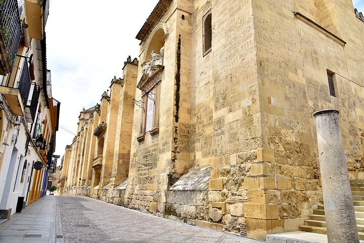 Cordoba: Mosque-Cathedral E-Ticket with Audio Guide