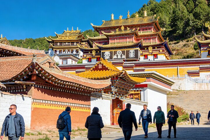 2-Day Lanzhou Private Trip to Bingling Temple and Labrang Monastery