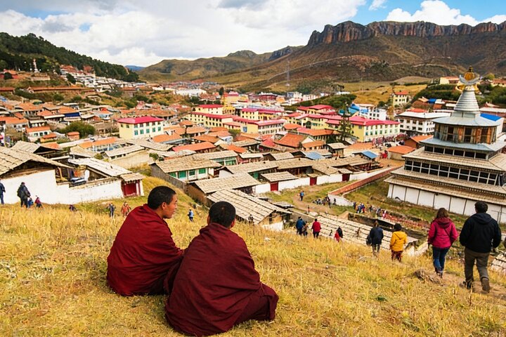 2-Day Lanzhou Private Trip to Bingling Temple and Labrang Monastery
