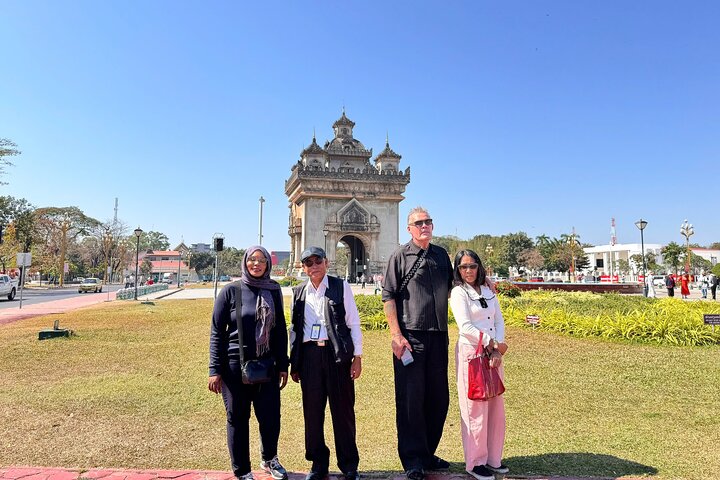 Vientiane Half Day City Tour (Daily Guaranteed)