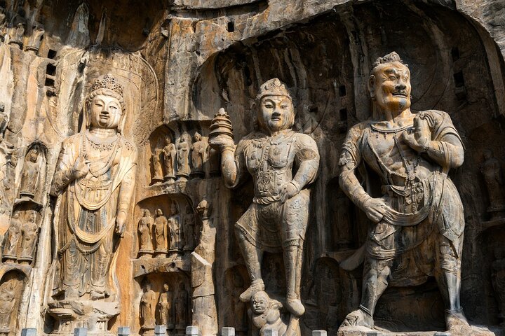 Longmen Grottoes Entry Ticket with Optional Guide or Transfer