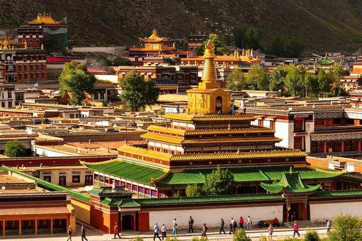 All Inclusive Private Day Tour to Labrang Monastery from Lanzhou