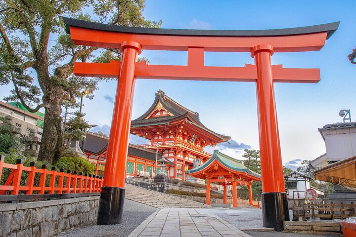 Osaka/Kyoto: Arashiyama, Fushimi Inari & Nara Park Day Trip