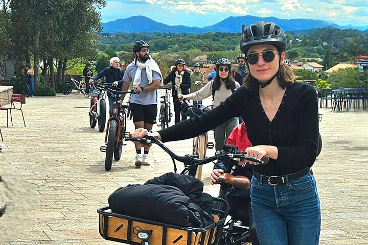 Guided Electric Bike Rides on the Basque Coast