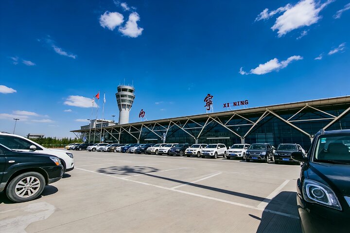 Private Xining Caojiabao International Airport Departure Transfer from City Hotels