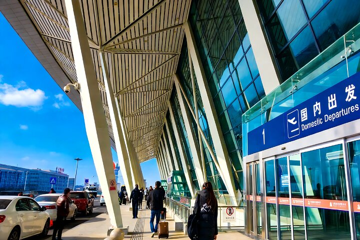 Private Xining Caojiabao International Airport Departure Transfer from City Hotels