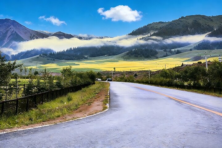 6-Days Private Tour in Xining, Zhangye, Jiayuguan and Dunhuang