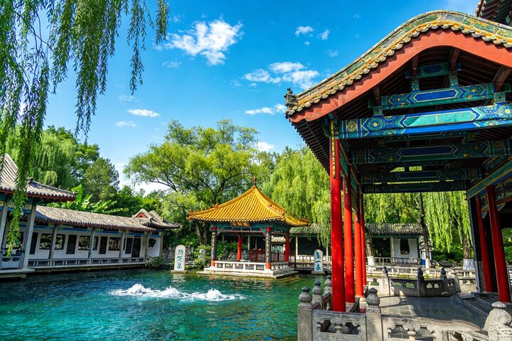 4 Hour Jinan Private Walking Tour to Baotu Spring and Surroundings