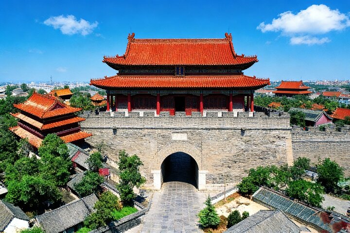 Private Jinan International Airport Arrival Transfer to Jining or Qufu Hotels